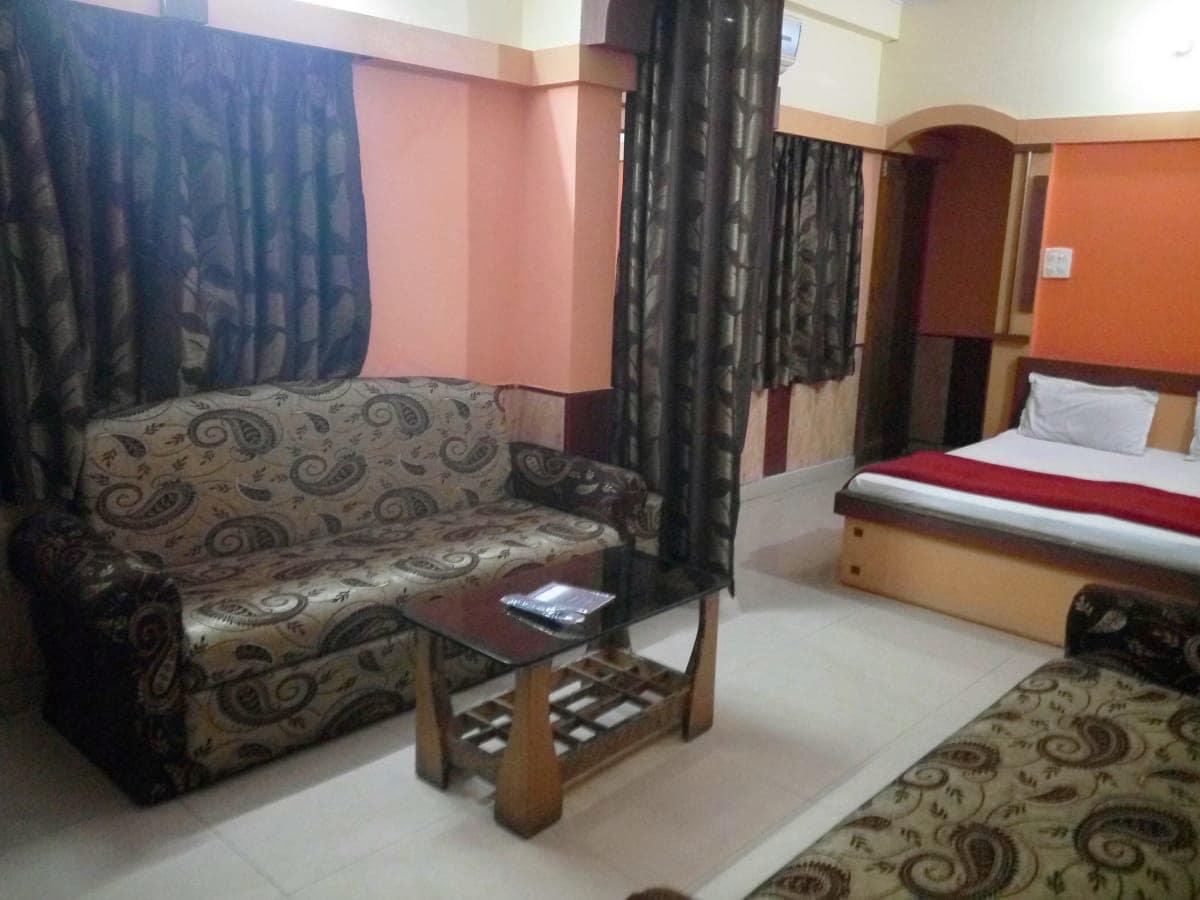 Hotel Palash Ratlām エクステリア 写真